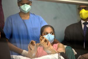 Mumbai doctors perform western India's first double hand transplant