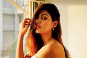 Rhea Chakraborty's 2009 tweet on narcotic trafficking goes viral