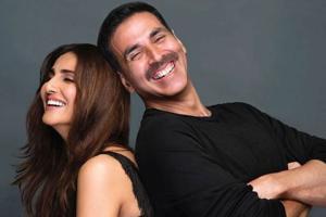 Vaani Kapoor extends birthday wishes to Bell Bottom co-star Akshay