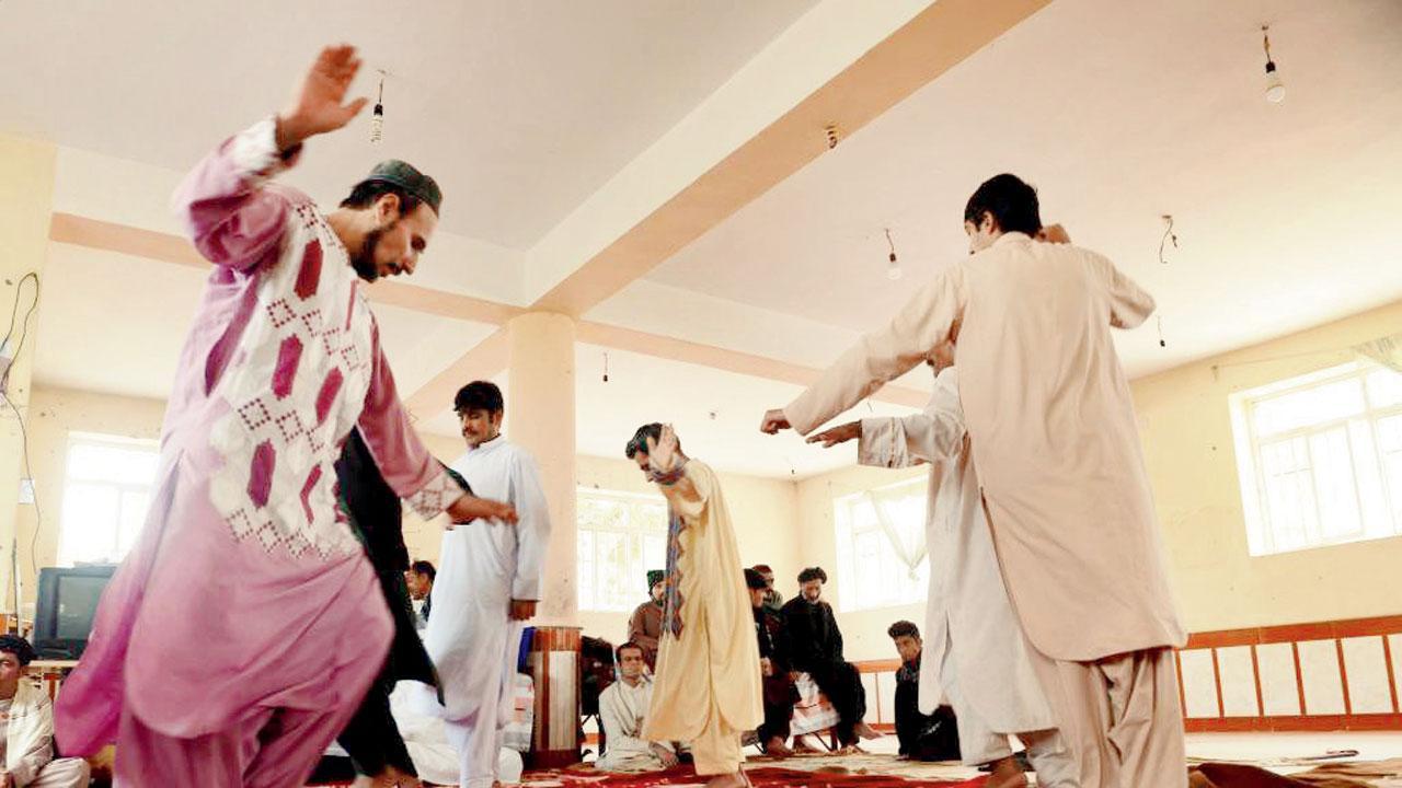 Rehab centre uses music for treatment of Afghan drug addicts