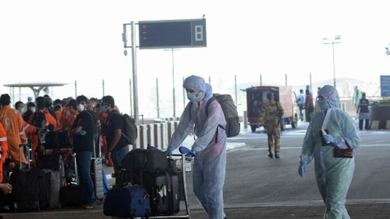 UK to impose travel restrictions on passengers coming from India