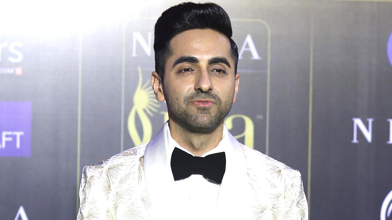 Ayushmann Khurrana shares hilarious throwback picture with brother on World Sibling Day