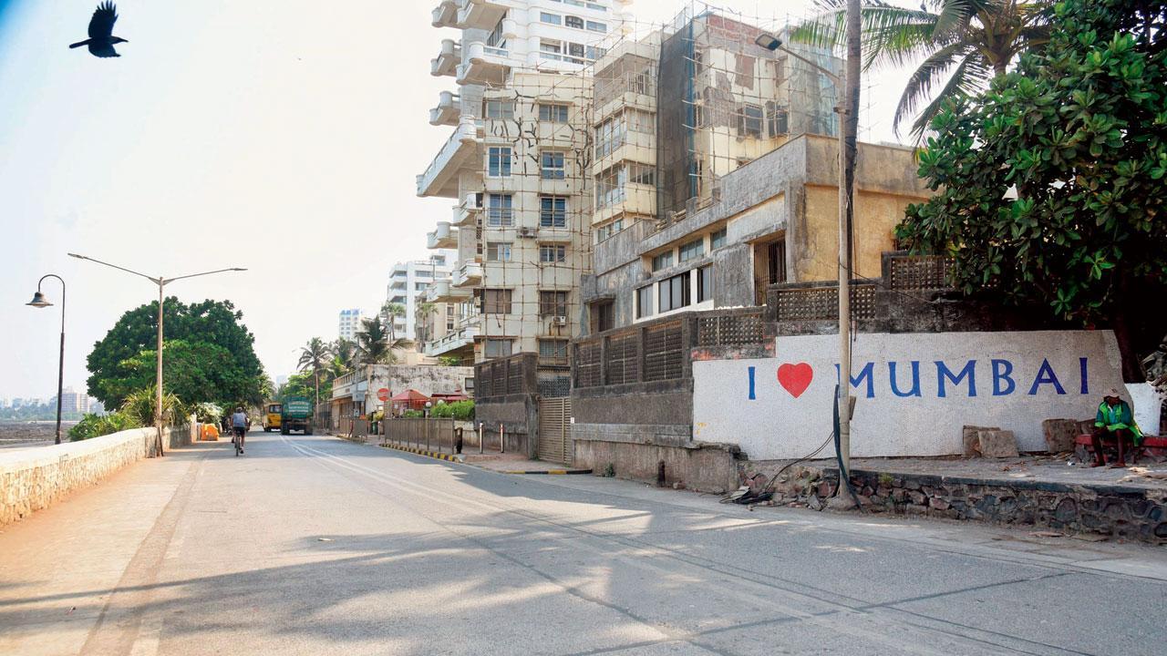 Will act against violators of COVID-19 curbs: Maharashtra Home minister