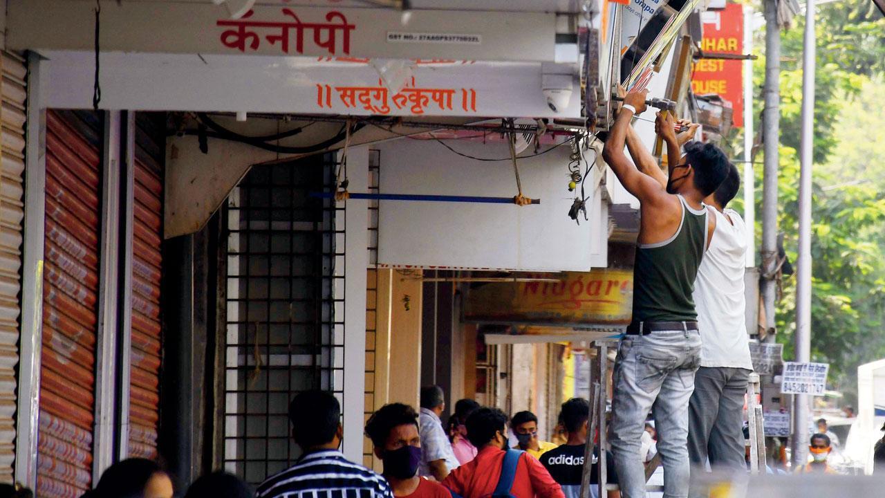 If shutting shops, close online business, too: Traders tell Maharashtra govt