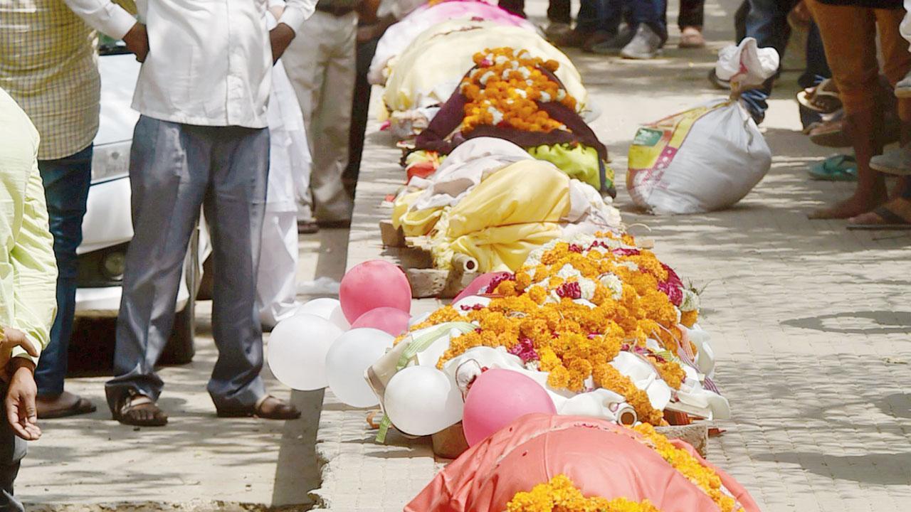 Four members of Pune family die of COVID-19 in 15 days
