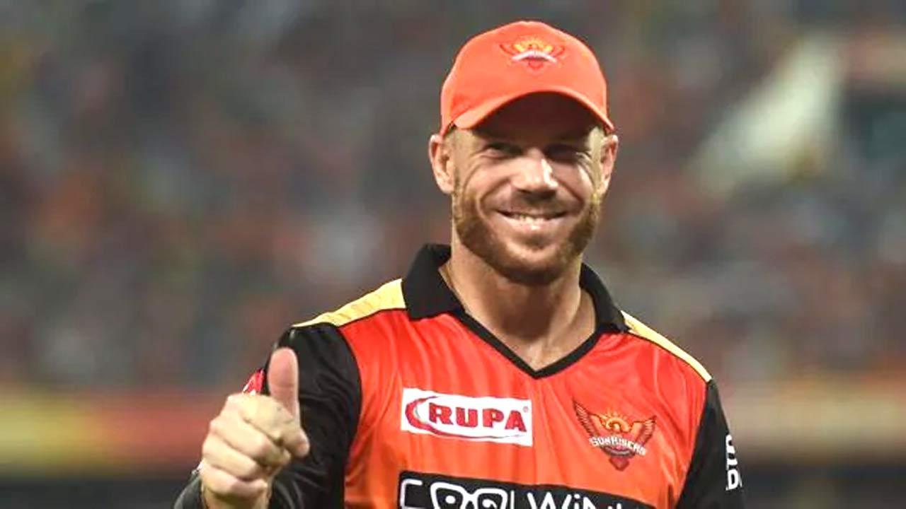 IPL 2021: David Warner sends love to wife, daughters through his shoes!