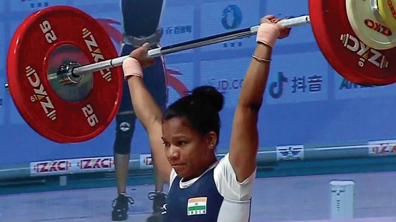 Jhilli Dalabehera claims gold at Asian Weightlifting Championship