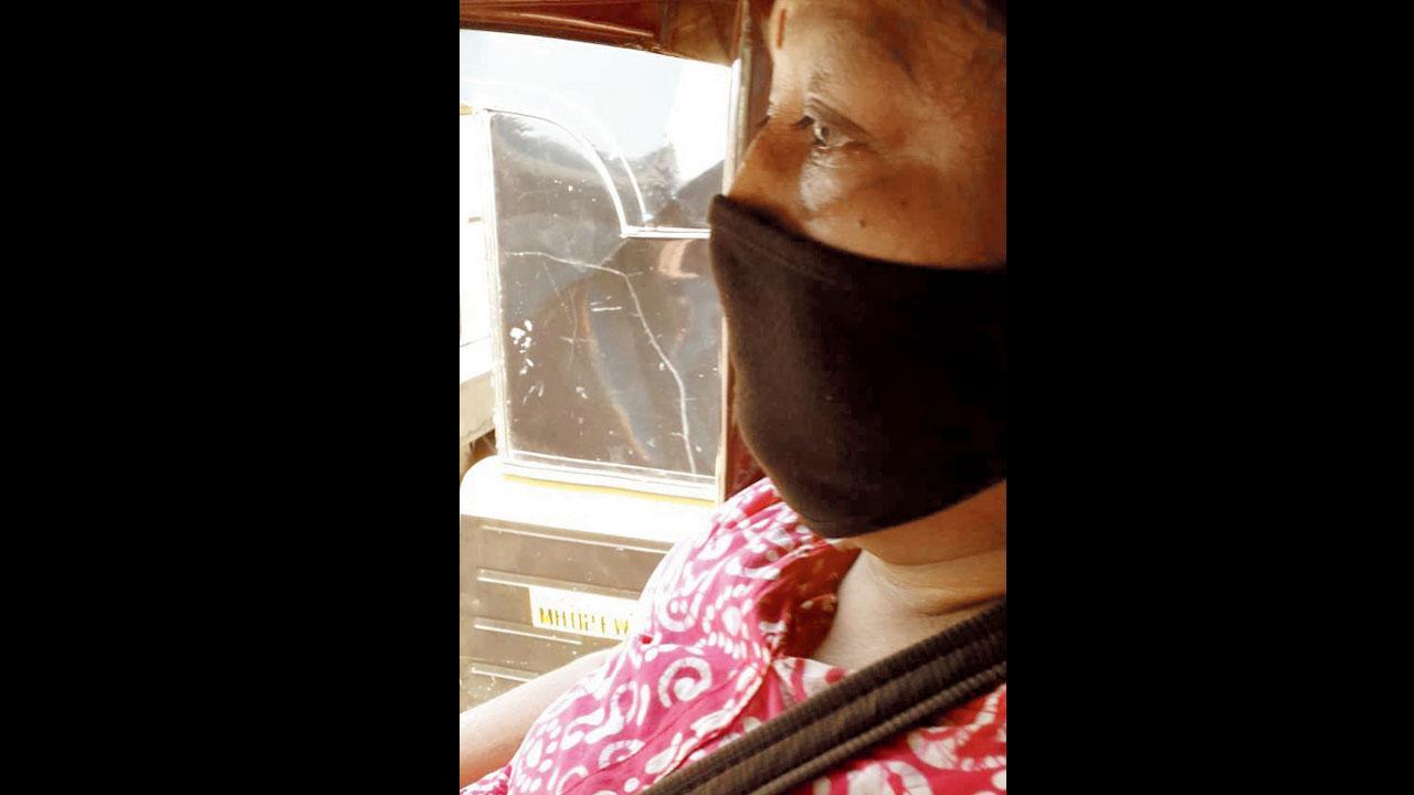 Mumbai: COVID positive 60-year-old woman made to wait 4 hrs outside BKC centre