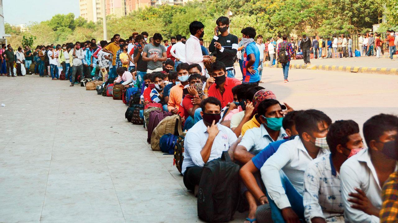 Mumbai: Railways calls swelling crowds at Lokmanya Tilak Terminus ‘usual summer rush’