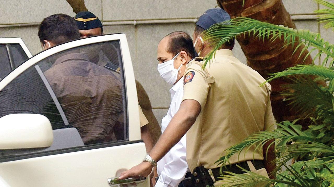 Sachin Waze took local to Thane the night Mansukh Hiran was killed: NIA