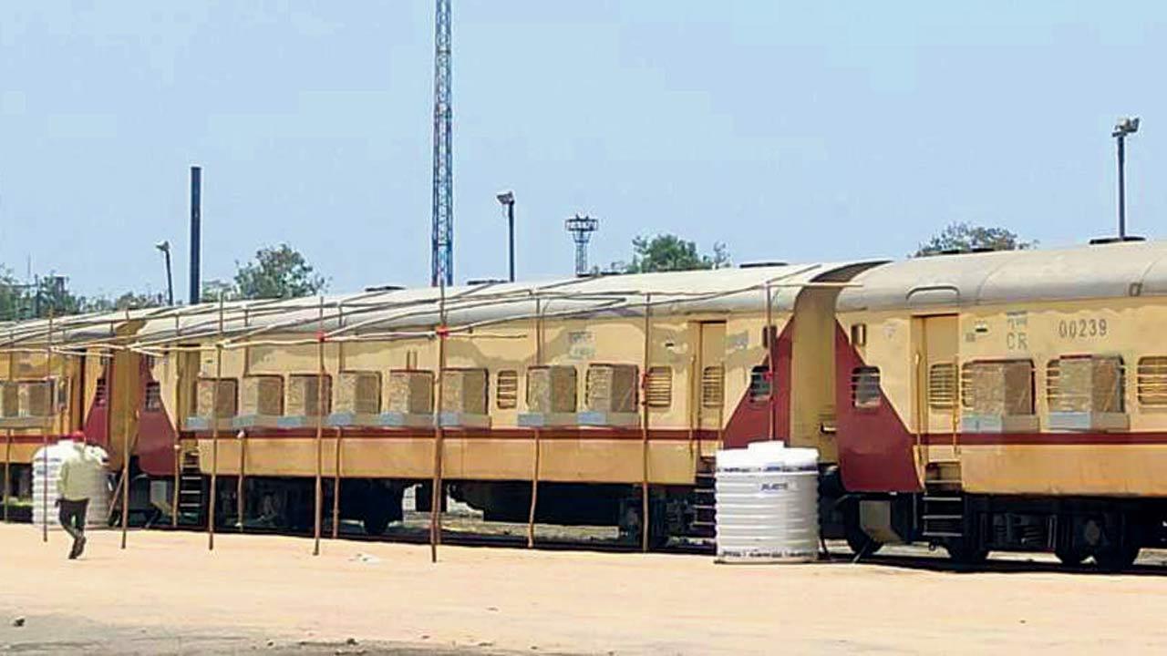 Maharashtra: ‘Hospital’ train for isolation and quarantine heads for Nagpur