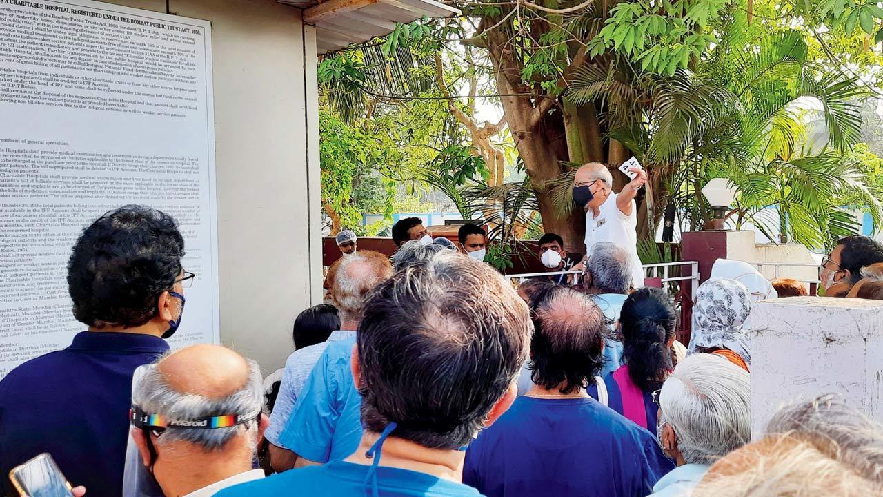 Why issue 700 tokens for 500 COVID-19 shots, ask dejected beneficiaries
