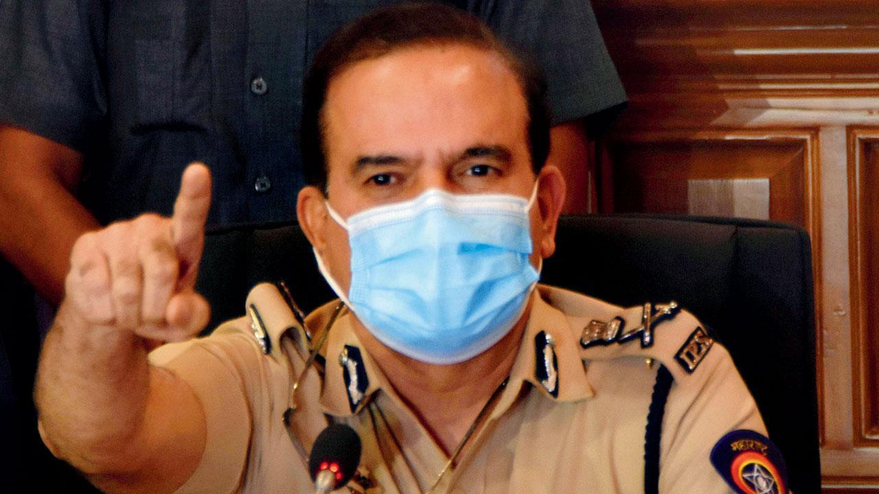 Bombay HC orders preliminary CBI probe into allegations against Anil Deshmukh