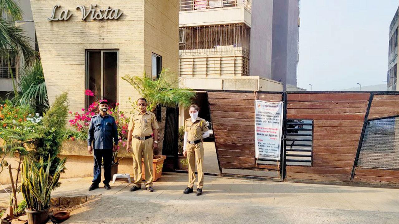 Mumbai: Cops begin watch of sealed buildings in the city