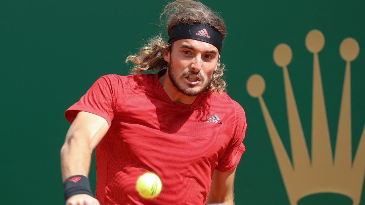 Stefanos Tsitsipas strolls into Last 16 at Monte Carlo