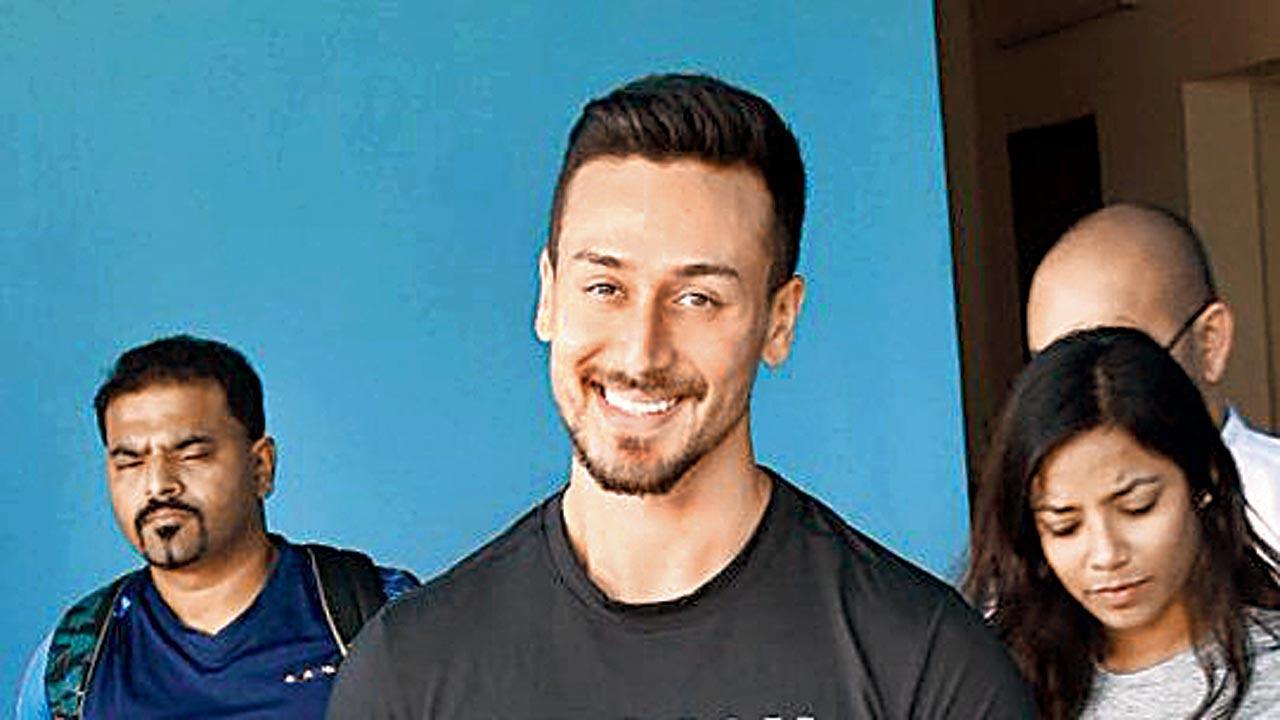 Heropanti 2: Tiger Shroff, Tara Sutaria-starrer wraps up its first schedule in two weeks