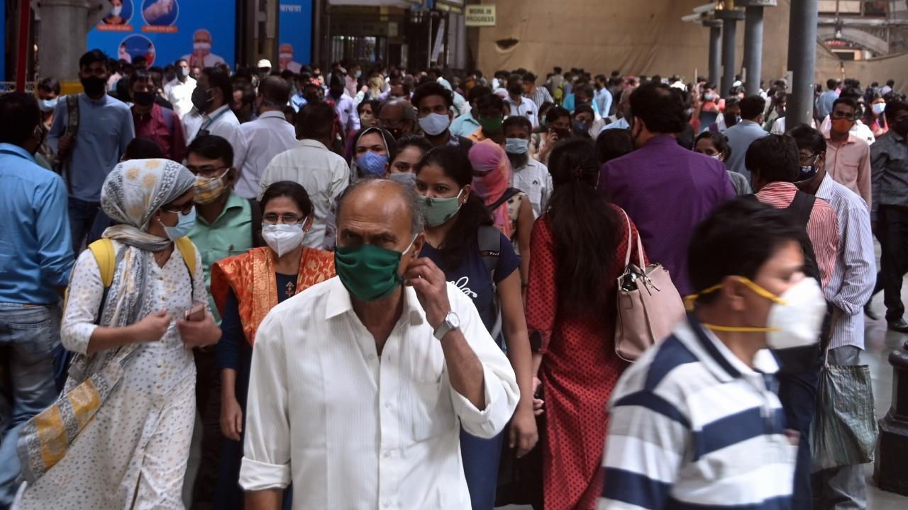 Mumbai: FIR filed over edited video of 'crowded' CSMT station