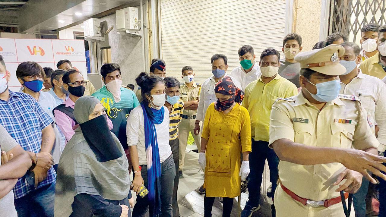 7 COVID-19 patients dead in 3 hrs at Nalasopara hospital; families allege deaths due to lack of oxygen supply