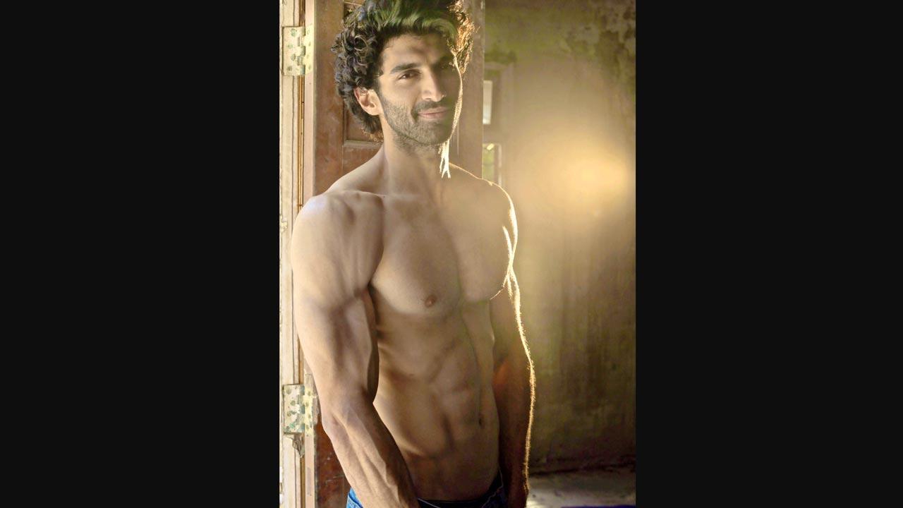 Aditya Roy Kapur sets up gym at home for his next Om