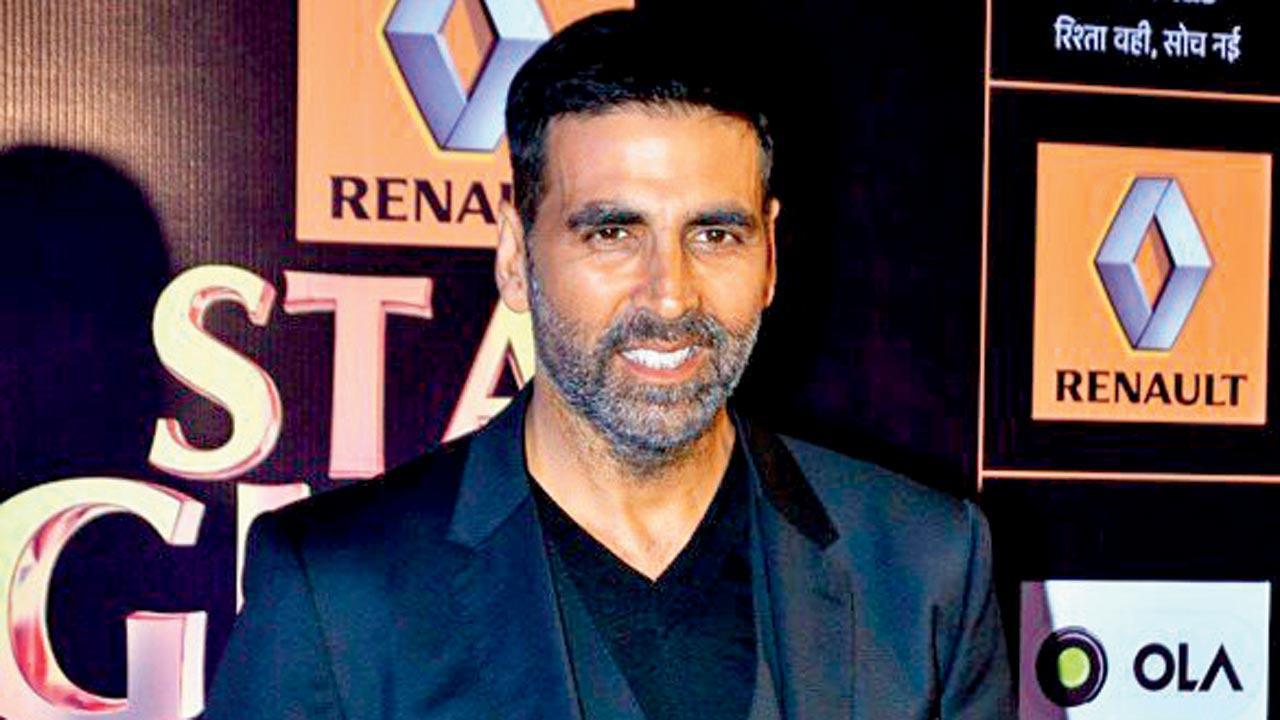 Akshay Kumar donates Rs 1 crore