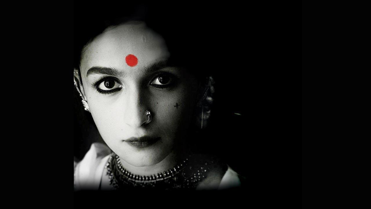 'Gangubai Kathiawadi' Telugu teaser to be out with Pawan Kalyan's 'Vakeel Saab'