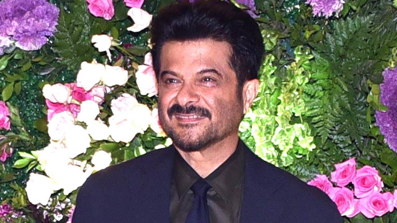 Anil Kapoor celebrates 27 years of '1942 : A Love Story'