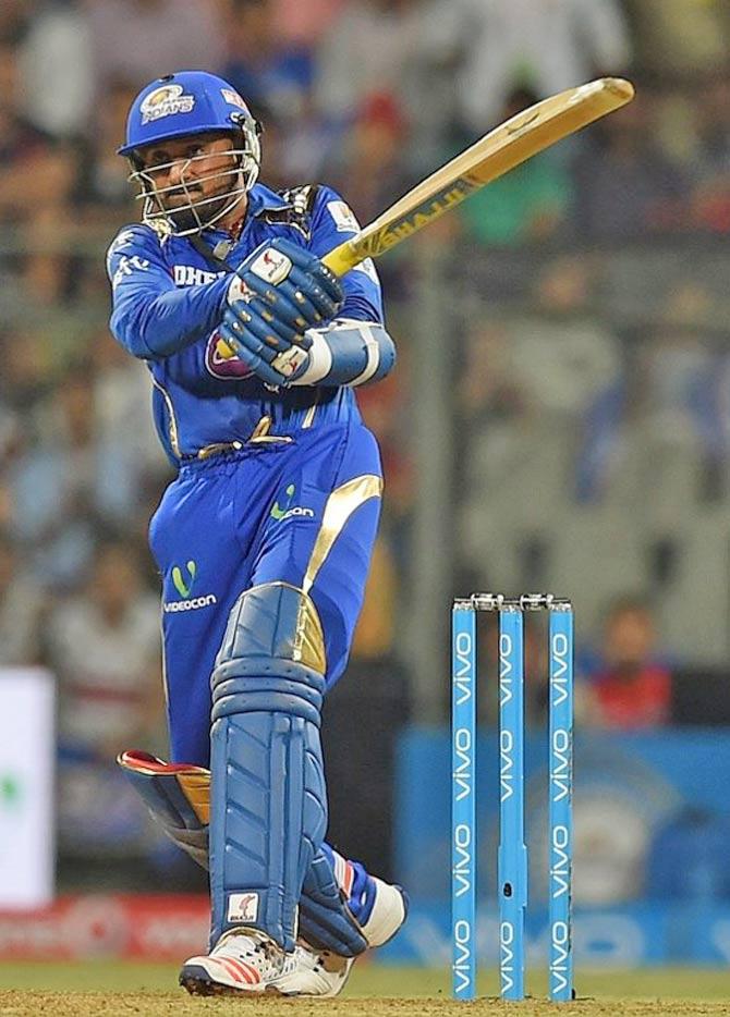 Harbhajan Singh - 19 balls: Mumbai Indians vs Kings XI Punjab on 12 April 2015. Fours - 5. Sixes - 6