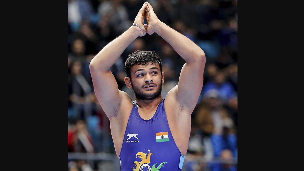 Deepak Punia wins silver, Sanjeet and Ravinder get bronze at Asian Championship
