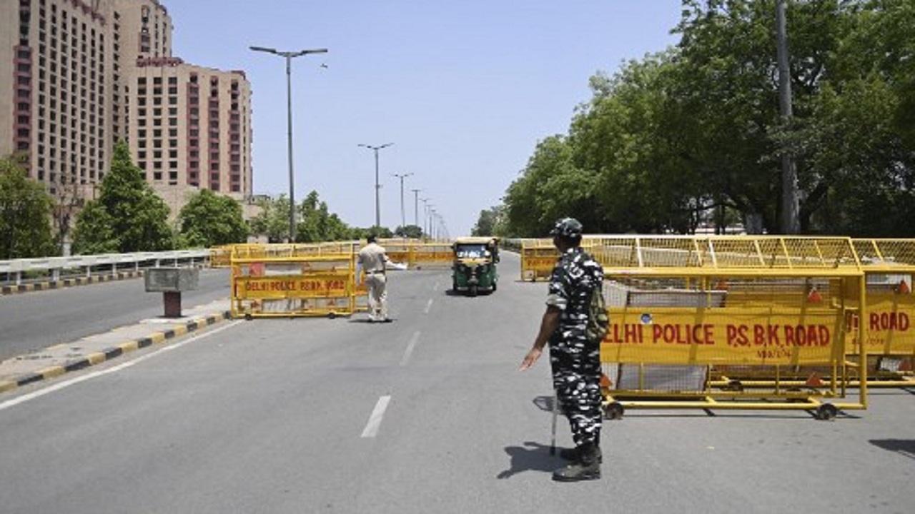 COVID-19: Complete curfew in Delhi from 10 pm tonight till 6 am on next Monday