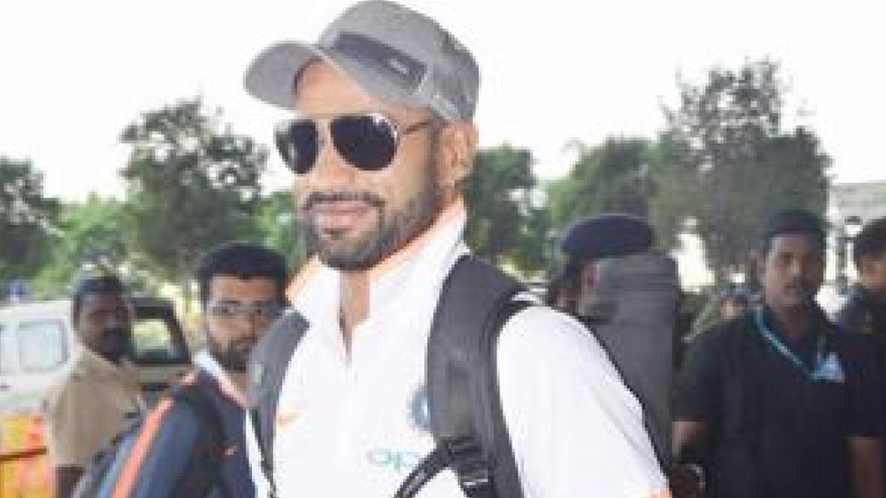 Watch video: Shikhar Dhawan does the 'bhangra' with Yuzvendra Chahal's wife Dhanashree