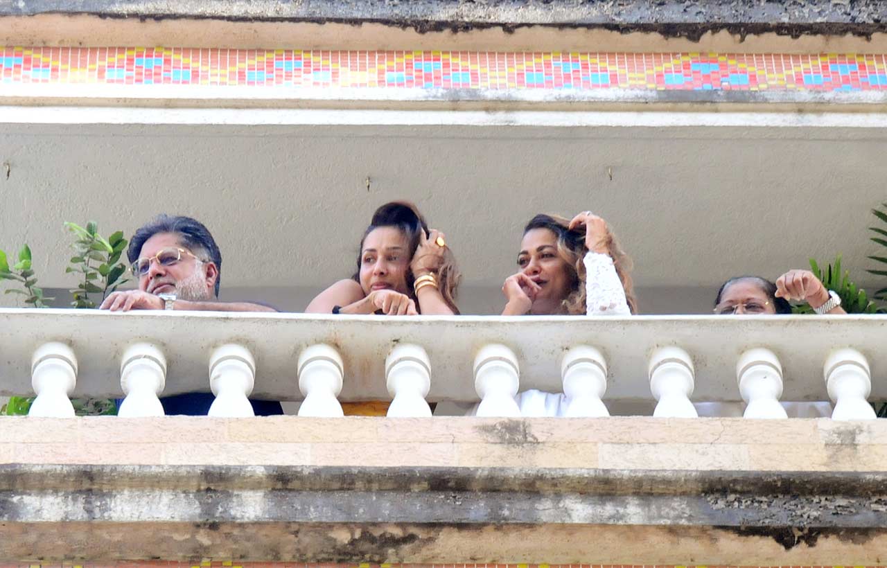 Malaika Arora and Amrita Arora Ladak along with parents Anil Arora and Joye Polycarp seen at their residence in Bandra.