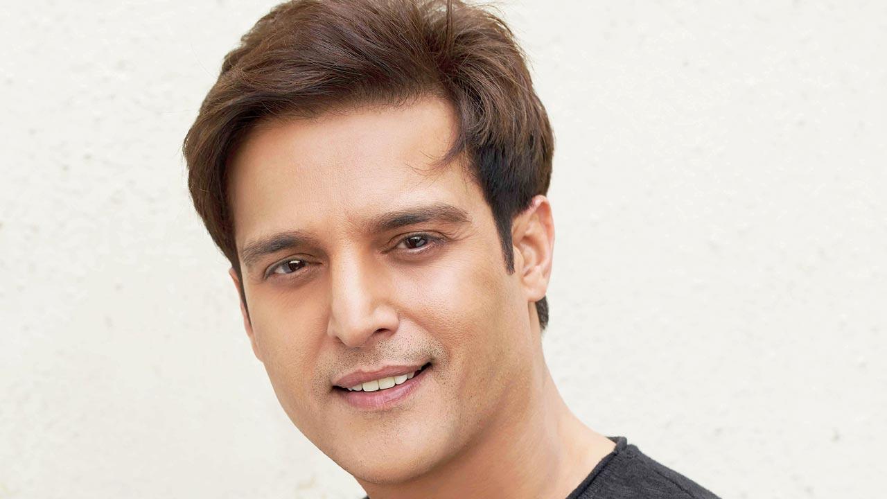 Jimmy Sheirgill and Your Honour team booked for working beyond the time limit