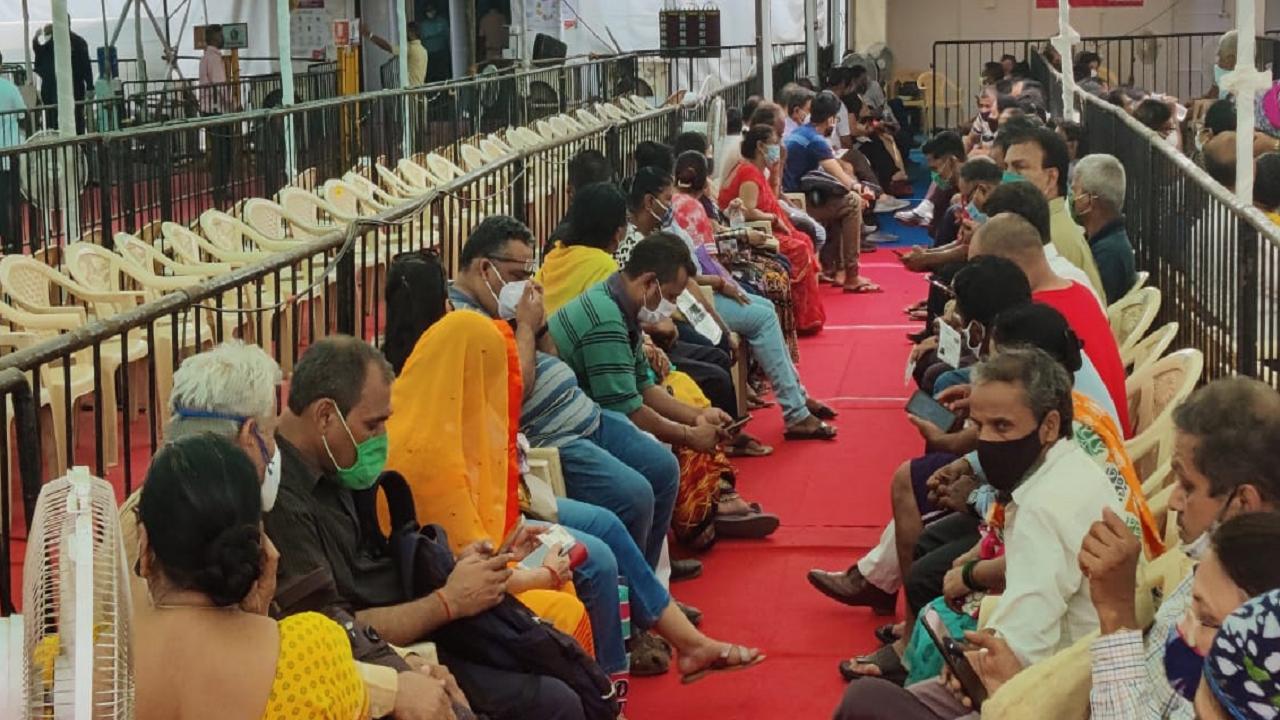 Maharashtra seeks 'criteria-based policy' for vaccine quota to states
