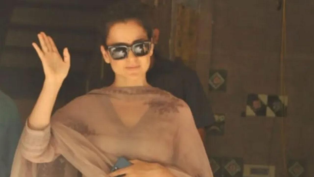 Kangana Ranaut gives 'warning' to those crying about India to 'foreign daddies'