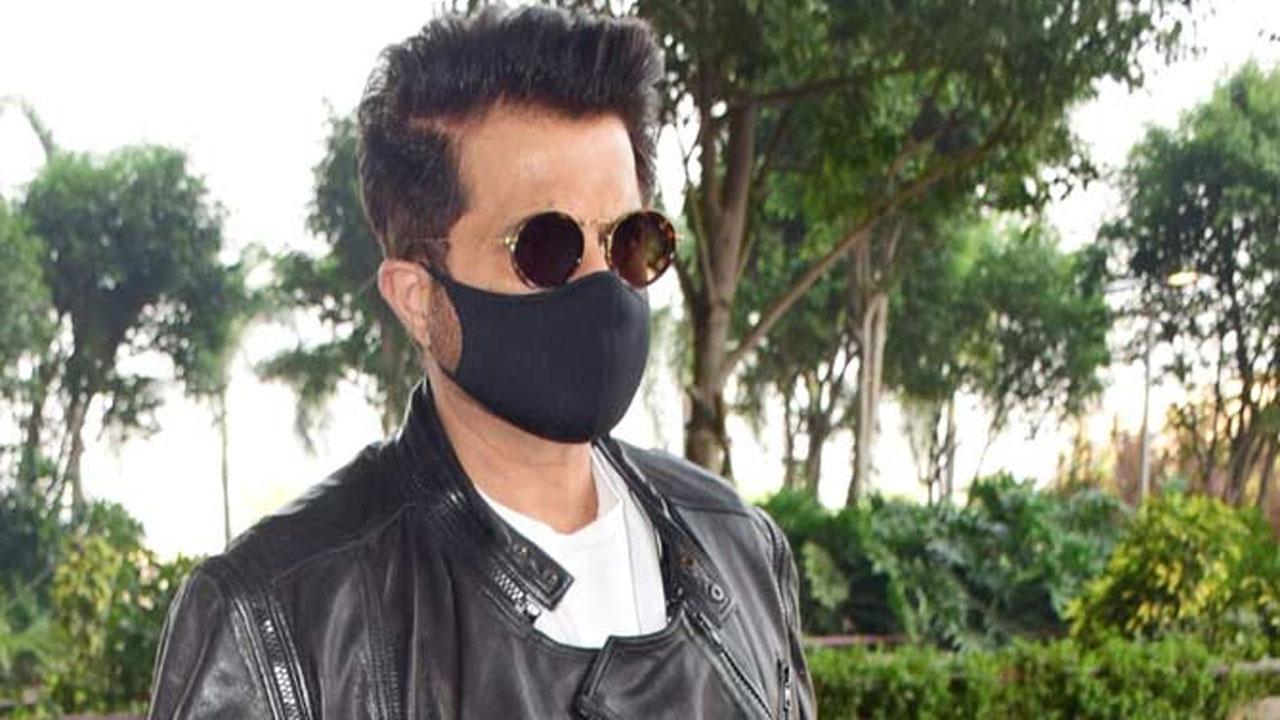 Anil Kapoor gets second dose of COVID-19 vaccine, Harsh Varrdhan says, 'After May 1 for people below 45'