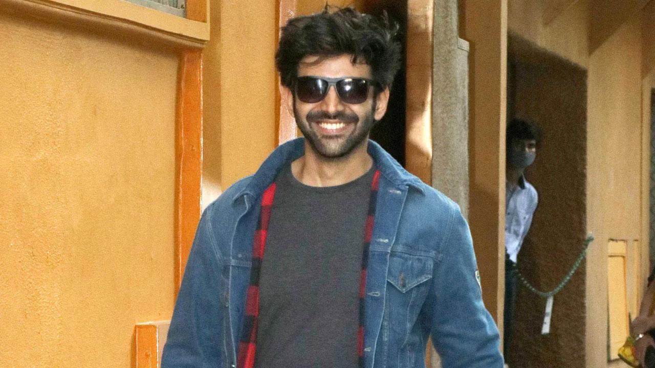 Dostana 2 row: Netizens back Kartik Aaryan, raise nepotism issue