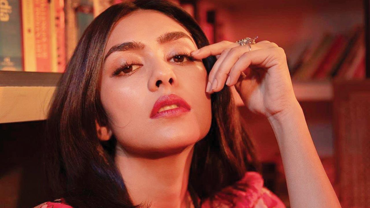 After wrapping up Toofaan, Mrunal Thakur to prep for her next, Pippa