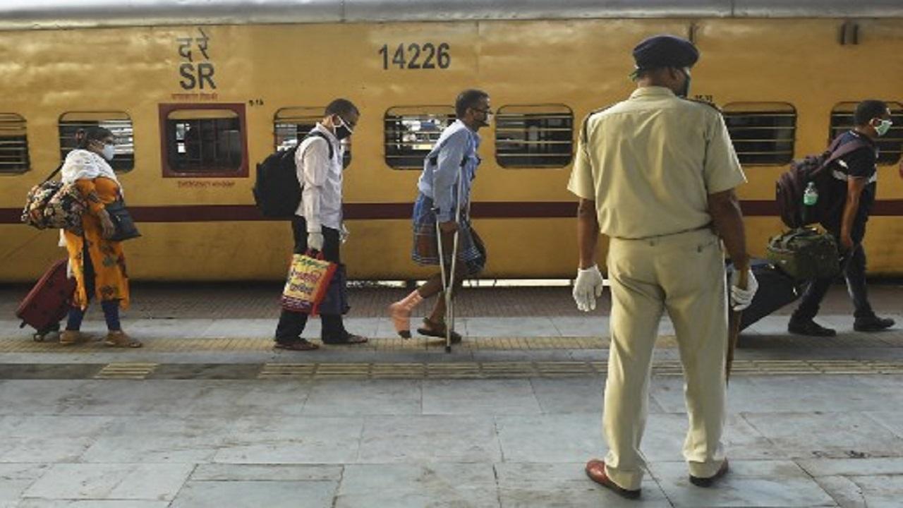 COVID-19: Railways to fine Rs 500 for not wearing face masks in rail premises, trains
