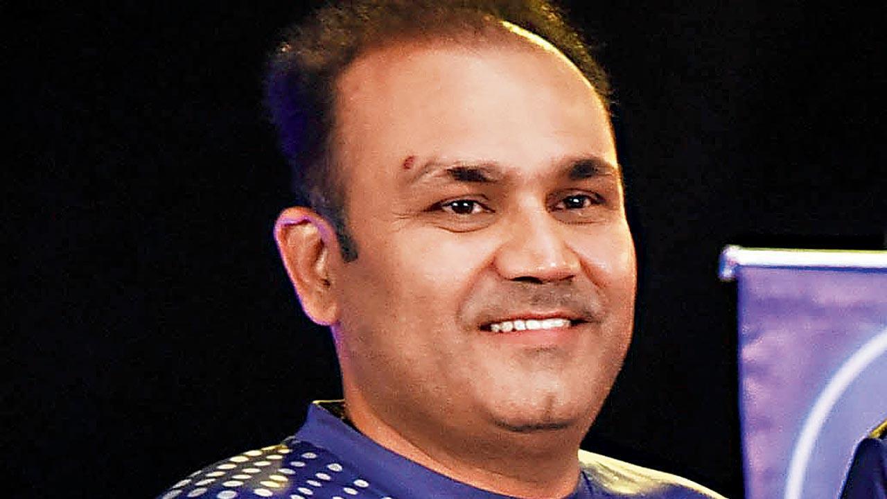 Witty Sehwag compares Mumbai Indians to Undertaker: Coming back from dead