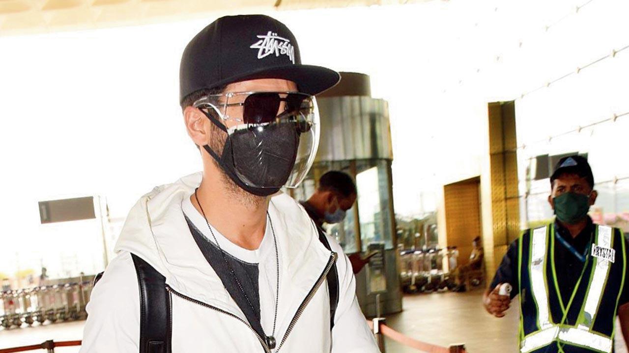 When Shahid Kapoor looked unrecognisable at the airport!
