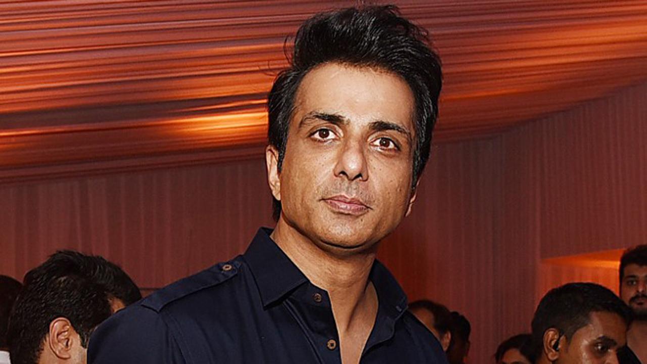 Sonu Sood tests positive for COVID-19; under home quarantine