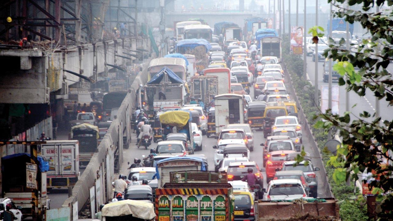 Traffic congestion in Mumbai, Bengaluru nosedives in 2nd COVID-19 wave: Report