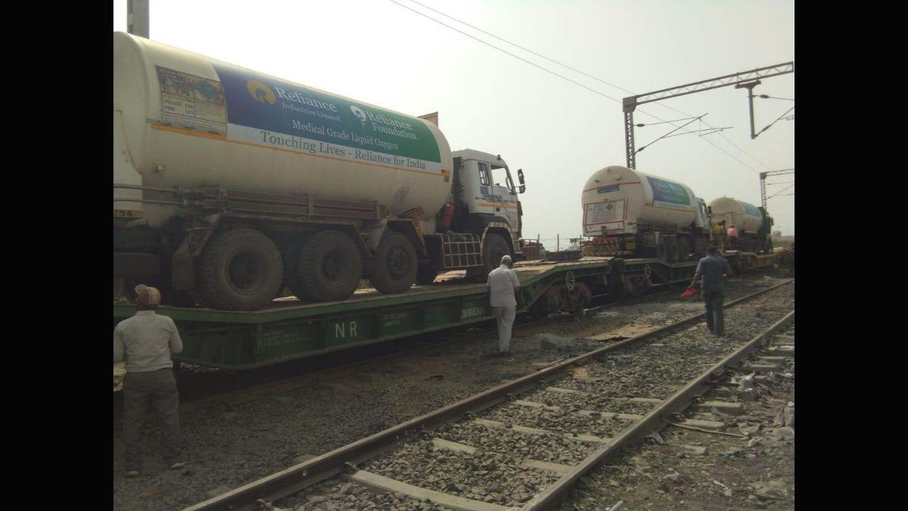 Maharashtra: Train with 44 tonnes of liquid oxygen to reach Kalamboli today