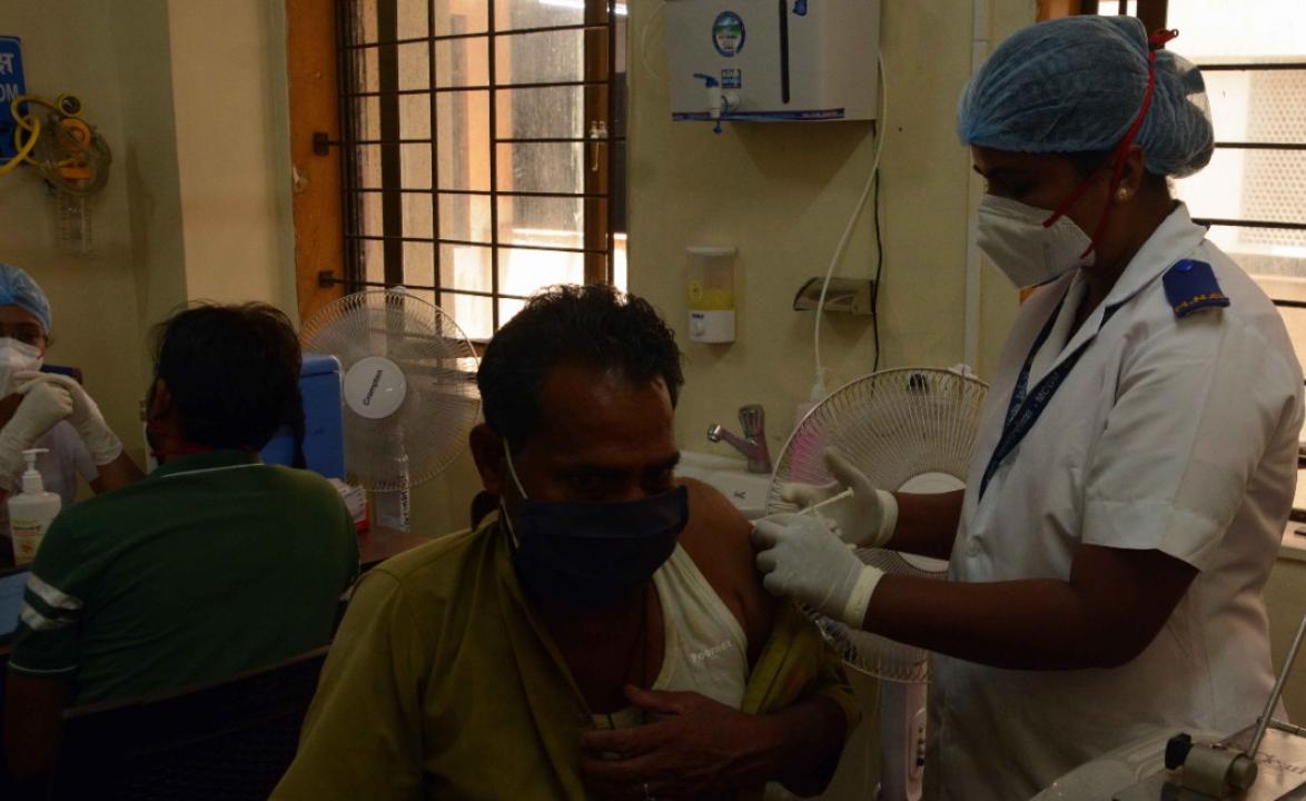 Lockdowns, curfews should not affect COVID-19 vaccination drive: Centre to states, UTs