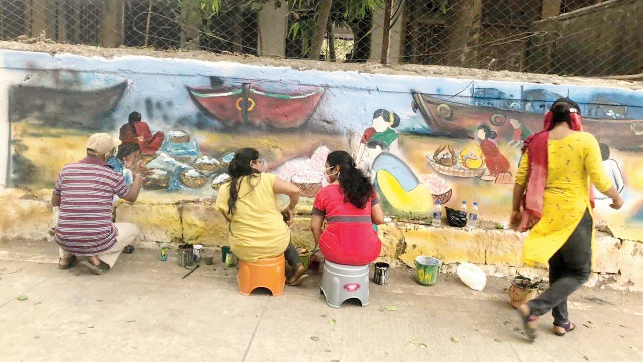 That’s very wall done: Group of 25 artists bring alive South Mumbai walls through their paintings
