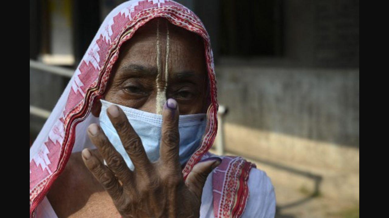 West Bengal polls: BJP workers threatening women voters in Arandi, says TMC candidate