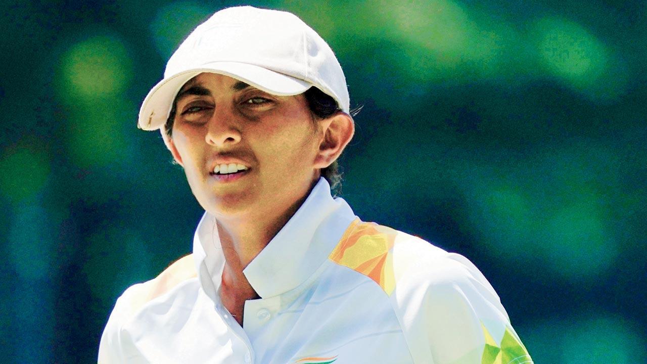 Golfer Aditi raises medal hopes with fine show