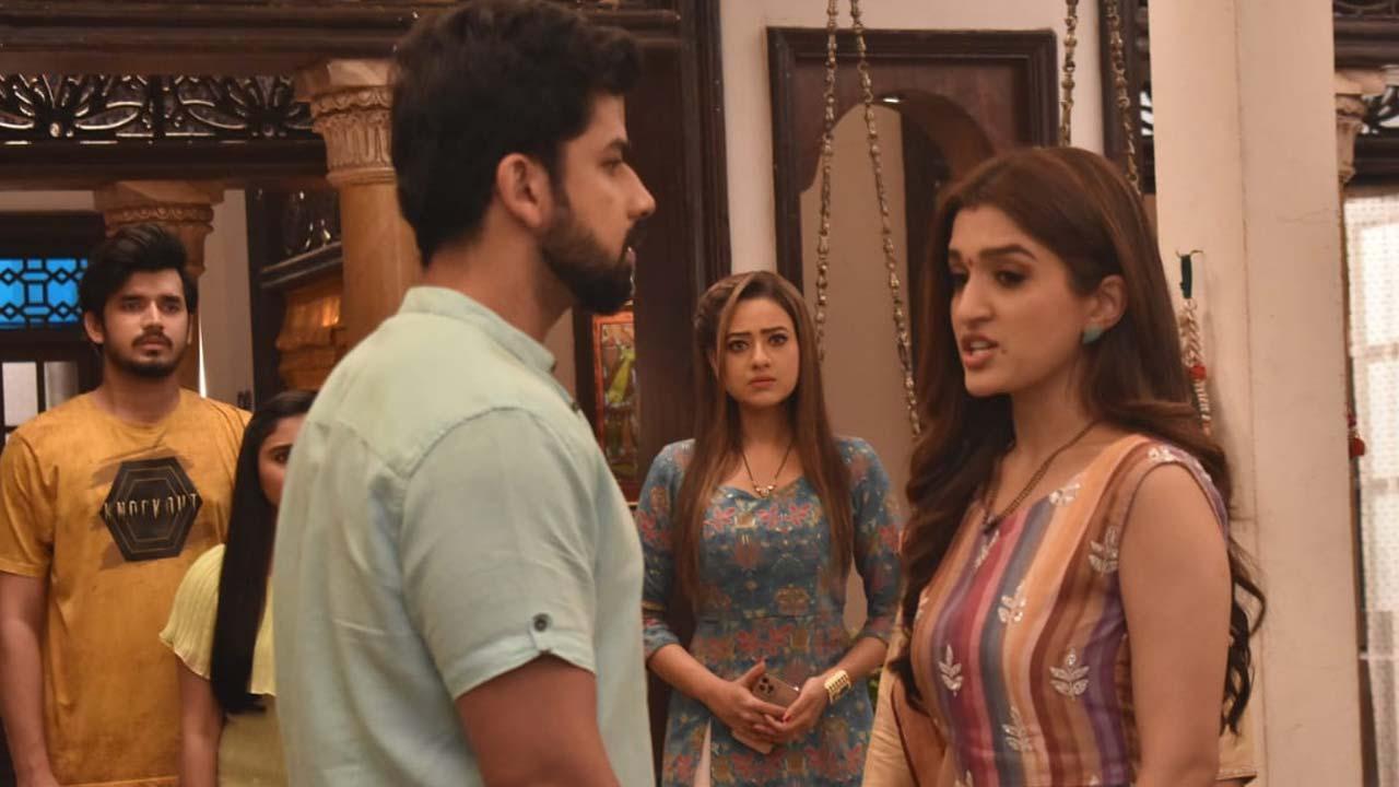 'Anupamaa' episode update: Paritosh leaves without Kinjal