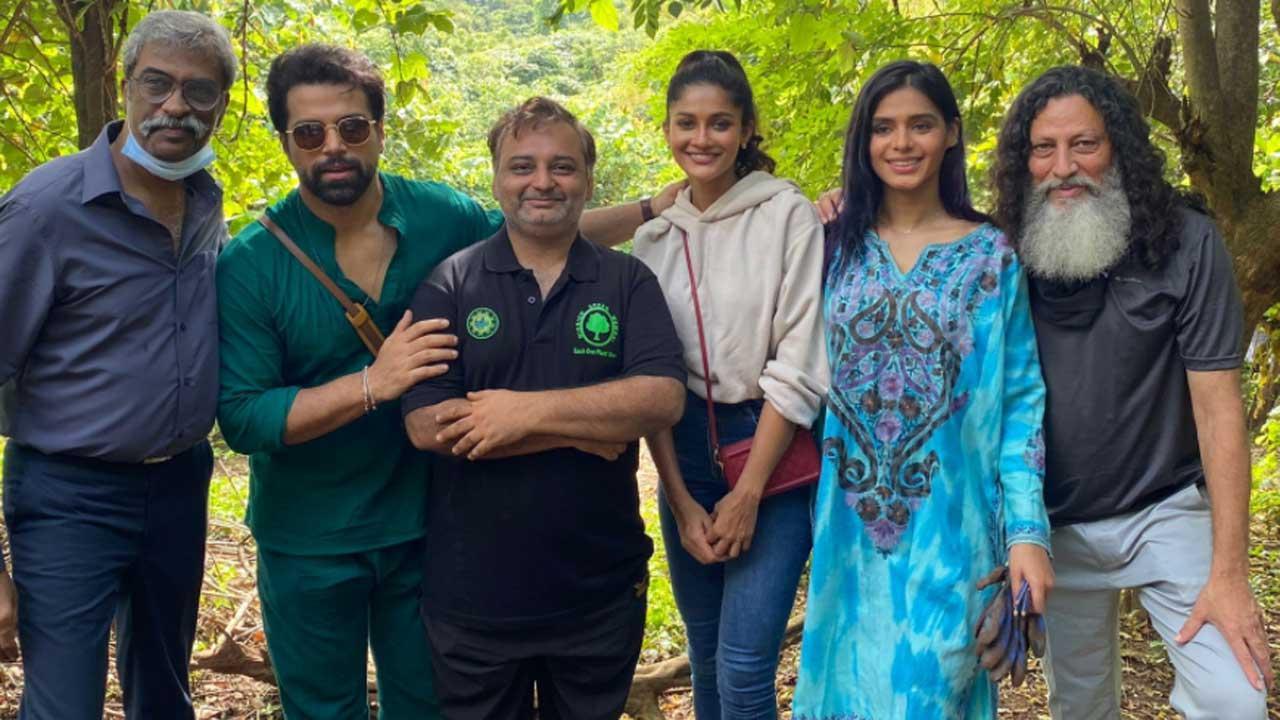 Team 'Cartel' joins Mission Green Mumbai to plant trees in Aarey Forest