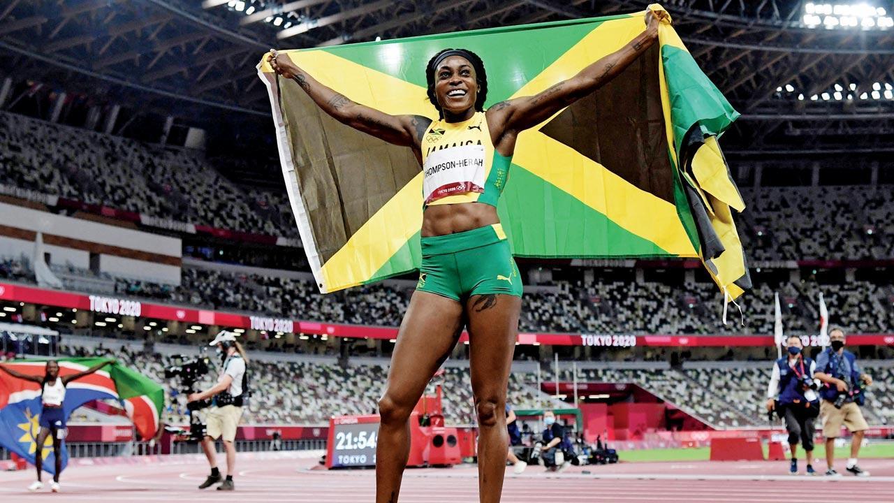 Elaine thunders like Bolt